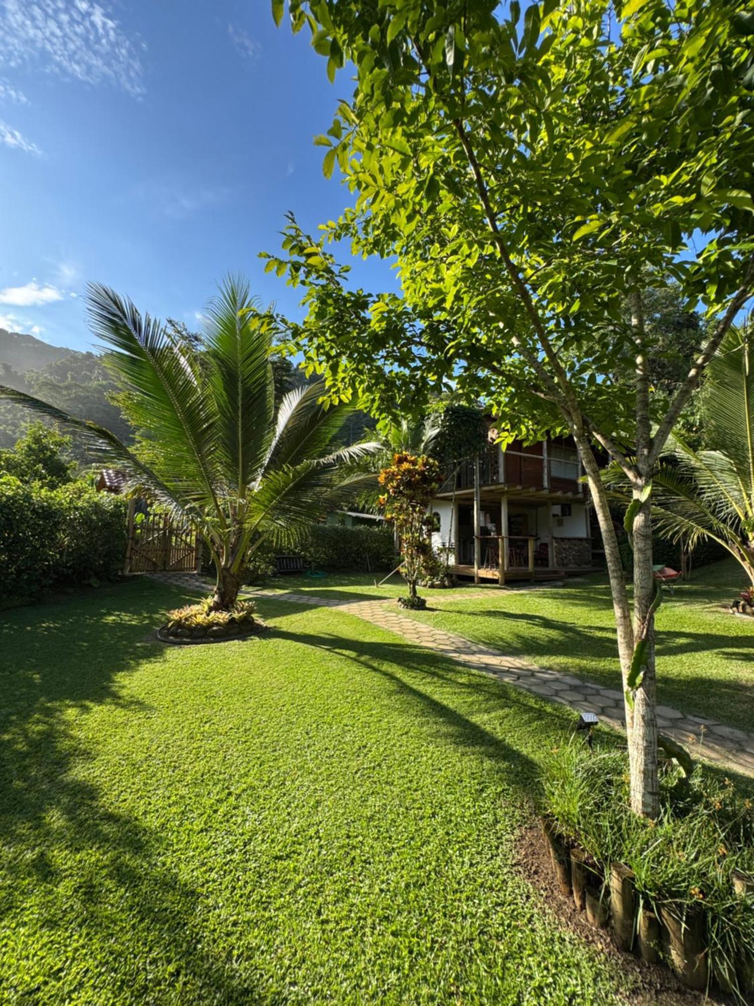 Flora Hostel&Camping Praia do Sono Araquari Exterior foto